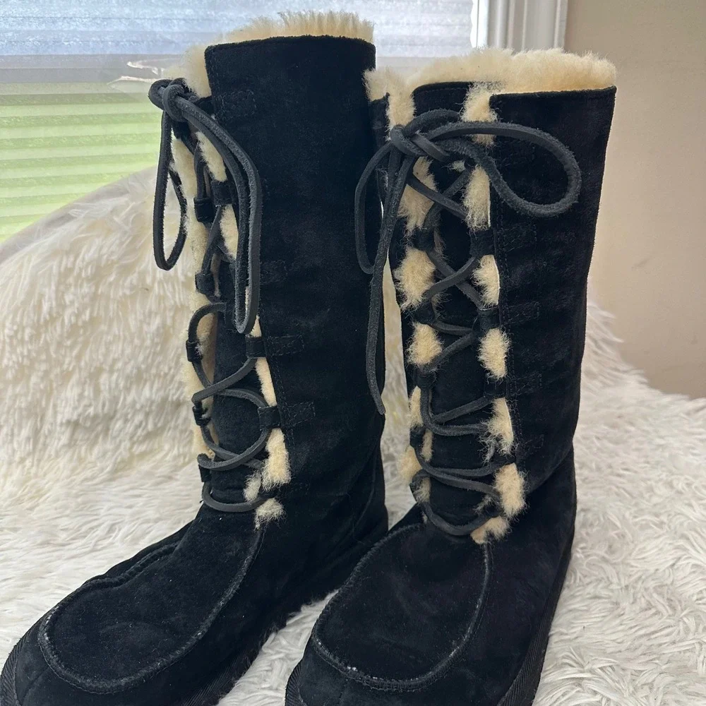 Ugg Uptown Women's Black Leather Sheepskin Shearling Lined Tall Boots sz 7